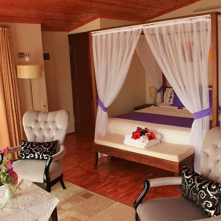 Bozburun Aphrodite Beach & Hotel Мармарис