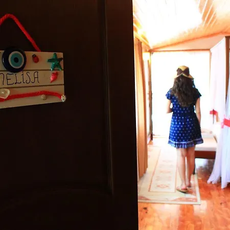 Bozburun Aphrodite Beach & Hotel Мармарис