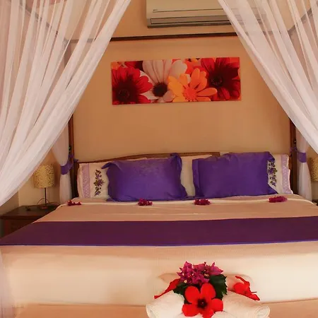 호텔 Bozburun Aphrodite Beach & Hotel 3*