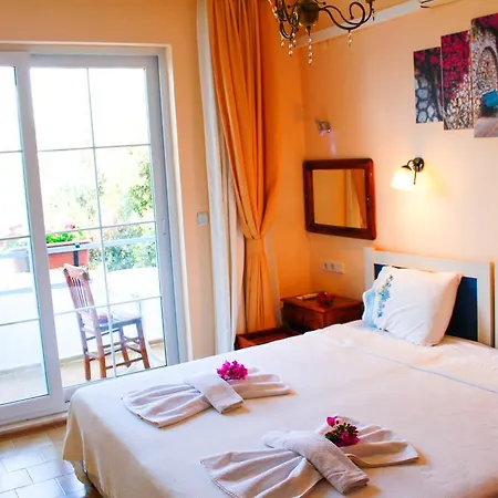 Bozburun Aphrodite Beach & Hotel 호텔 말마리스