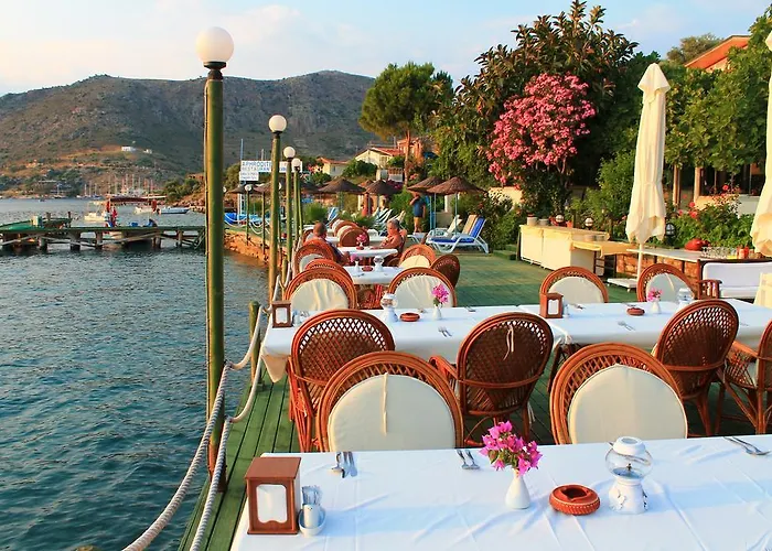 Bozburun Aphrodite Beach & Hotel 3*