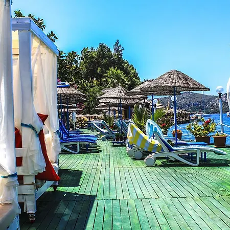 Bozburun Aphrodite Beach & Hotel マルマリス