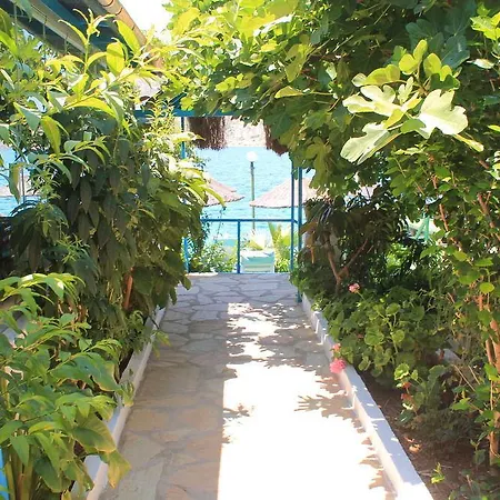 Bozburun Aphrodite Beach & Hotel 3* Marmaris