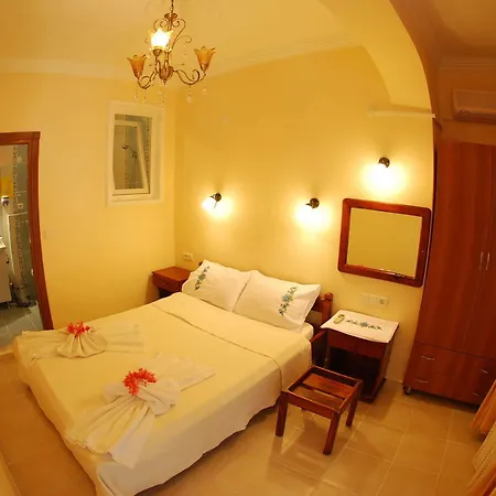 Bozburun Aphrodite Beach & Hotel 3* Marmaris