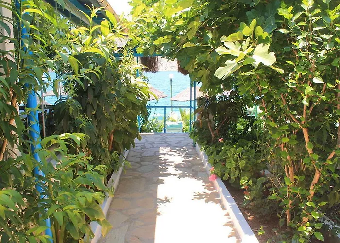 Bozburun Aphrodite Beach & Hotel 3* Marmaris